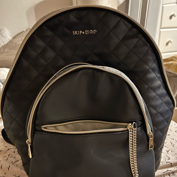 Diaper backpack - Picture 3 of 7